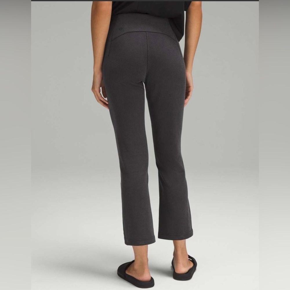 Lululemon Ribbed Softstreme Zip-Leg High-Rise Cropped Pants 25" in Black - Picture 2 of 5